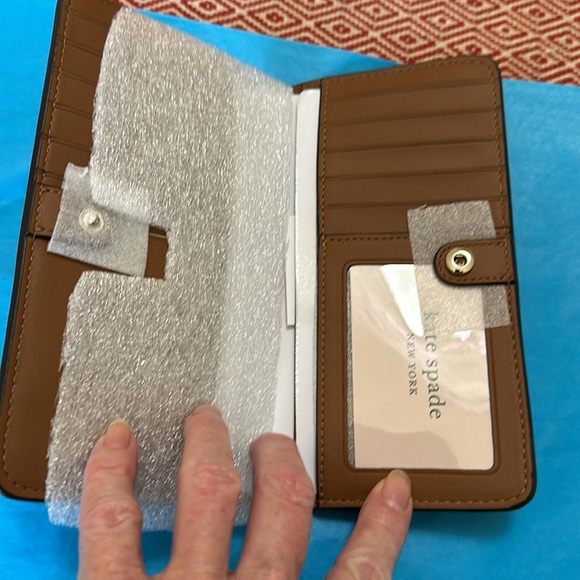 NWOT Kate Spade Madison Slim Wallet - Picture 4 of 4